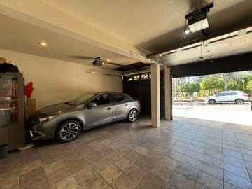 CASA EN VENTA EN CUMBRES DE MORELIA – ELEGANCIA, ESPACIOS AMPLIOS Y EXCELENTE UBICACIÓN