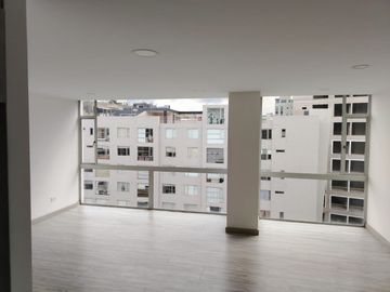 DEPARTAMENTO  EN VENTA EN EDIFICIO SECTOR MOSCÚ QUITO