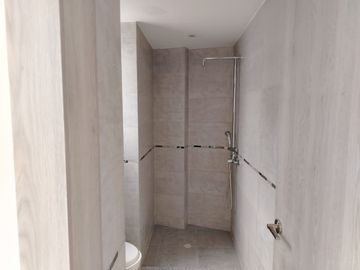 DEPARTAMENTO  EN VENTA EN EDIFICIO SECTOR MOSCÚ QUITO