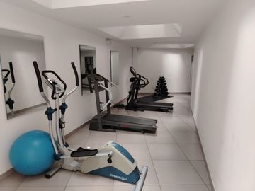 DEPARTAMENTO  EN VENTA EN EDIFICIO SECTOR MOSCÚ QUITO