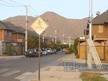 VENDEMOS Hermosa Casa semi nueva en excelente Villa