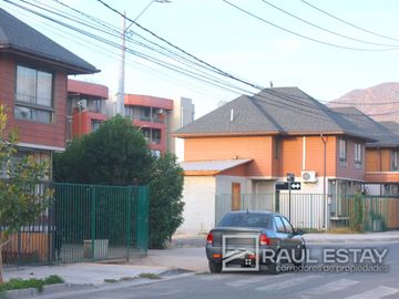 VENDEMOS Hermosa Casa semi nueva en excelente Villa