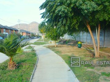 VENDEMOS Hermosa Casa semi nueva en excelente Villa