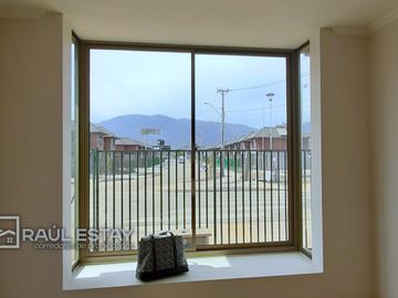 VENDEMOS Hermosa Casa semi nueva en excelente Villa