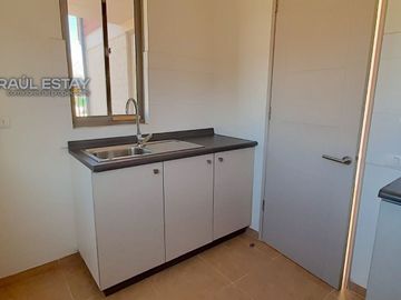 VENDEMOS Hermosa Casa semi nueva en excelente Villa