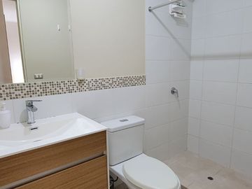 Alquiler de lindo departamento amoblado en LINCE🏡