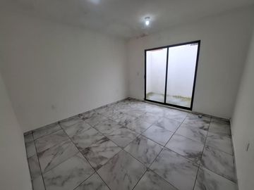 VENDO CASA DE UN NIVEL EN FRACCIONAMIENTO CON VIGILANCIA