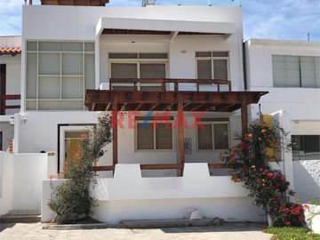 ¡¡ Excelente Ocasión !! ¡¡ Alquiler De Bonita Casa Con Vista Al Mar En Puerto Fiel - Km. 121.5 Panamericana Sur !! 🌞🏡🌊