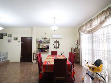 casa de venta en manta zona centro gr