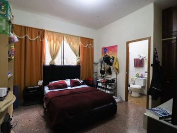 casa de venta en manta zona centro gr