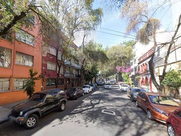 VENTA DE AMPLIO DPTO. EN SANTA MARIA LA RIVERA, CUAUHTÉMOC, CDMX.