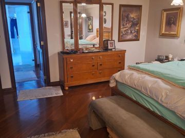 departamento en venta Gonzales Suarez Quito Ecuador 3 dormitorios