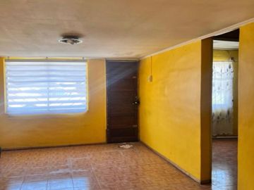 Casa En Venta, 2 Dorm. Sector, 5 De Abril, Estación Central
