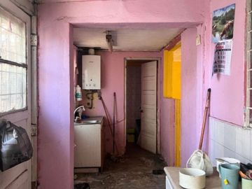 Casa En Venta, 2 Dorm. Sector, 5 De Abril, Estación Central