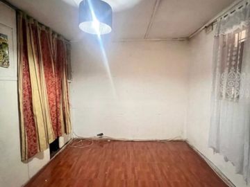 Casa En Venta, 2 Dorm. Sector, 5 De Abril, Estación Central
