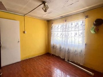 Casa En Venta, 2 Dorm. Sector, 5 De Abril, Estación Central
