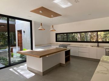 Residencia en Venta en Atlixco, Fraccionamiento El Carmen