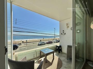 REÑACA - VENDE DEPTO 2D 1B EN PLENO CENTRO FRENTE A LA PLAYA