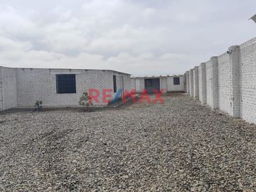 Se Vende Terreno Para Inversion De 10.000 M2 En Las Brisas De Huanchaco En 350.000 Dólares