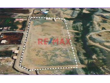 Se Vende Terreno Para Inversion De 10.000 M2 En Las Brisas De Huanchaco En 350.000 Dólares