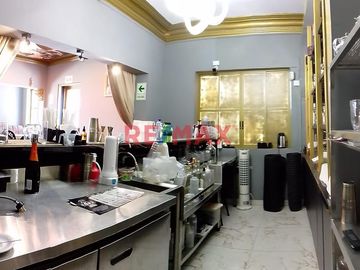 Alquilo Exclusivo Local En San Isidro