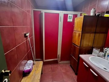 Excelente Propiedad Industrial En Venta De 504 M2, Conchalí.