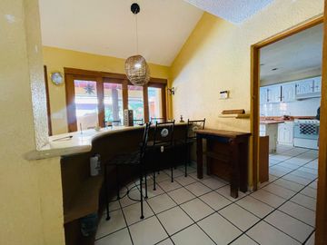 Casa con Alberca en Venta Tetela Cuernavaca.  381 mts
