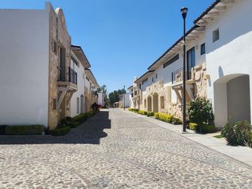 CASA EN VENTA PUERTA DEL BOSQUE SAN FRANCISCO DEL RINCÓN.