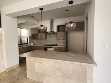 CASA EN VENTA PUERTA DEL BOSQUE SAN FRANCISCO DEL RINCÓN.