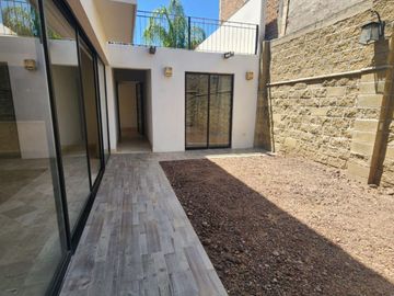 CASA EN VENTA PUERTA DEL BOSQUE SAN FRANCISCO DEL RINCÓN.