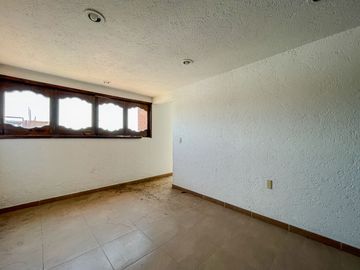 Casa en Venta, San Miguel Totocuatlapilco. Metepec, Estado de México