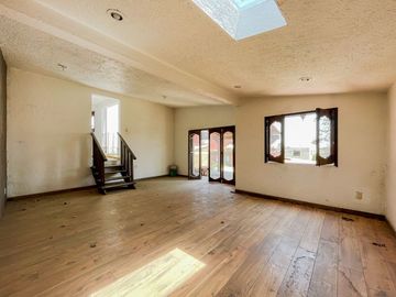 Casa en Venta, San Miguel Totocuatlapilco. Metepec, Estado de México