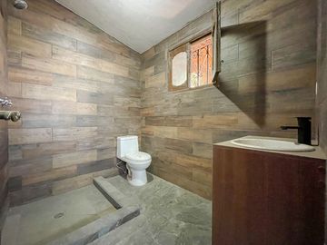 Casa en Venta, San Miguel Totocuatlapilco. Metepec, Estado de México