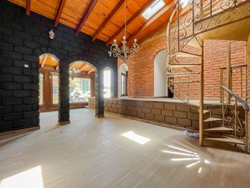 Casa en Venta, San Miguel Totocuatlapilco. Metepec, Estado de México