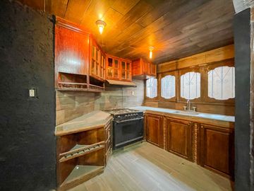 Casa en Venta, San Miguel Totocuatlapilco. Metepec, Estado de México