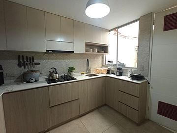 🏡 Venta Moderno Departamento de 78 m² en Magdalena