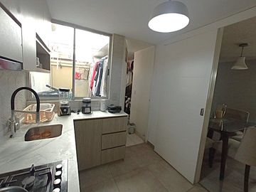 🏡 Venta Moderno Departamento de 78 m² en Magdalena