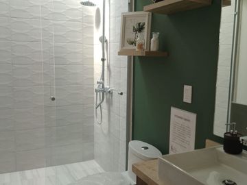 CASAS NUEVAS EN LOMAS DEL MARQUES, EL CAMPANARIO