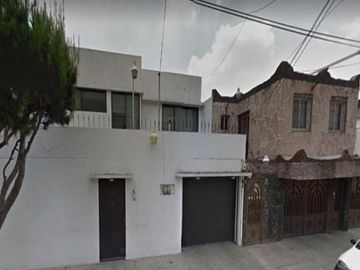 REMATO EXCELENTE CASA EN PARANAGUA 217, LINDAVISTA, GUSTAVO A. MADERO, CDMX