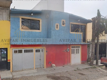 VENTA DE CASA EN MANUEL ACUÑA, LA UCA. EZEQUIEL MONTES QUERETARO.