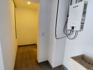 Departamento en CANCUN CUMBRES, Planta Baja, grand terraza, frente a la alberca