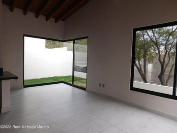Casa de 1 planta en venta en Tequisquiapan muy cerca del centro 2 recamaras