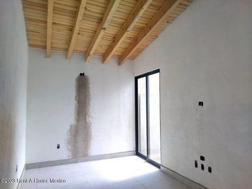 Casa de 1 planta en venta en Tequisquiapan muy cerca del centro 2 recamaras