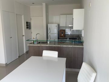 DEPARTAMENTO EN VENTA AMOBLADO – CONDOMINIO LAS PALMERAS DEL CHIPE- PIURA