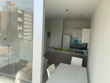 DEPARTAMENTO EN VENTA AMOBLADO – CONDOMINIO LAS PALMERAS DEL CHIPE- PIURA