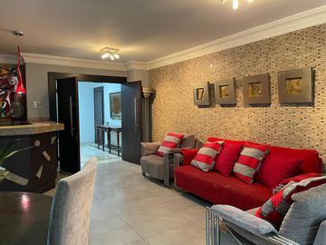 VENTA DE 3 DEPARTAMENTO EN EN CENTRO DE GUAYAQUIL