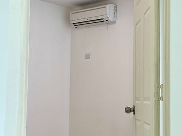 Urbanización Villa Marina - Capaes, casa de 2 pisos, 3 dormitorios y balcón.