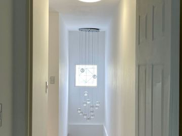 Urbanización Villa Marina - Capaes, casa de 2 pisos, 3 dormitorios y balcón.