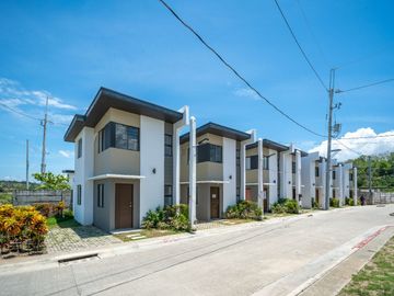 For sale Pre-selling House and lot in Binangonan Rizal
