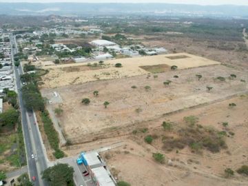 Vendo Terreno 60,000m² en Chongón, a 300m de Vía a la Costa